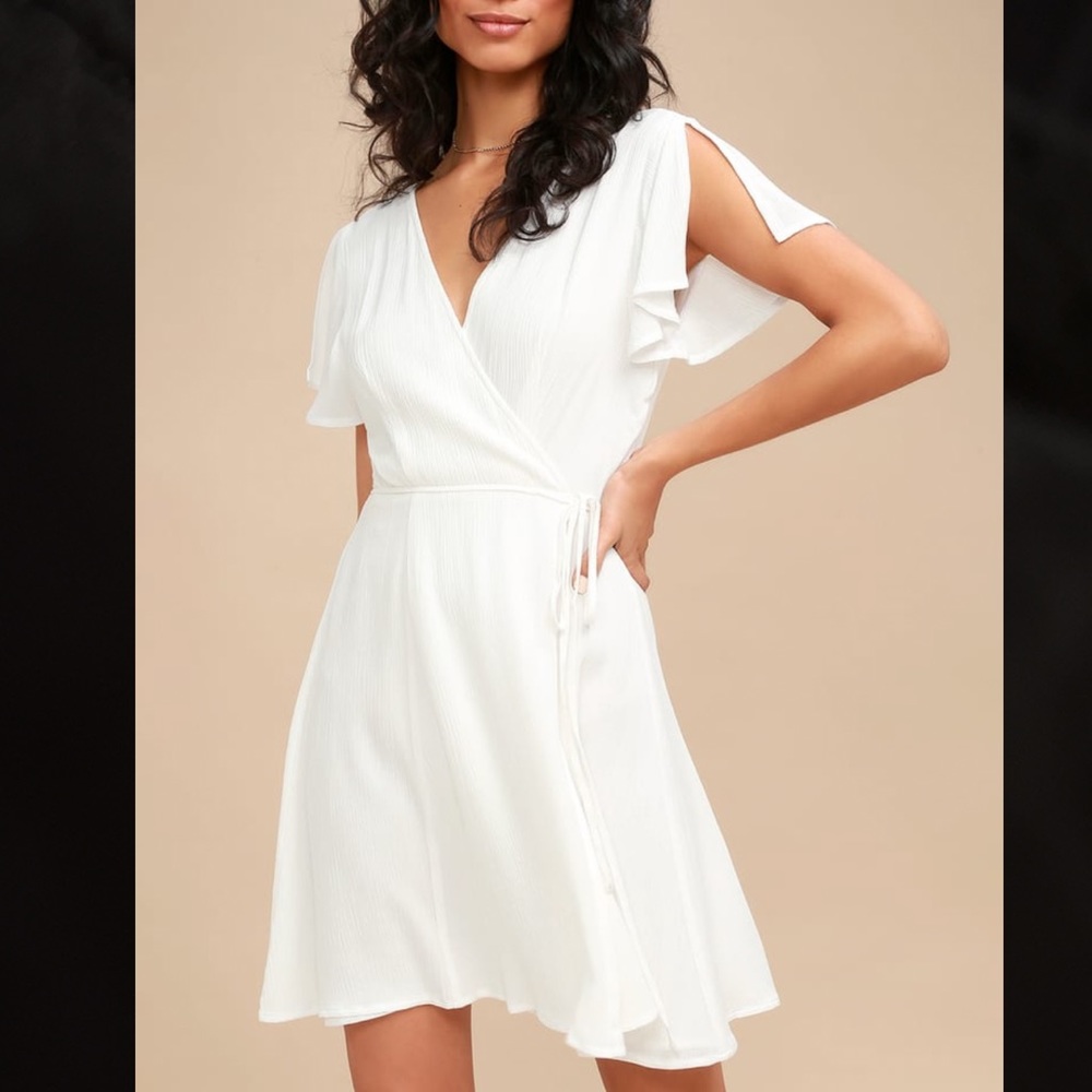Lulu’s NWOT Harbor Point White Wrap Dress